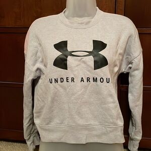 Youth large Under Armour sweatshirt. In great condition and very light material